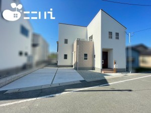 姫路市網干区余子浜、中古一戸建ての外観画像です