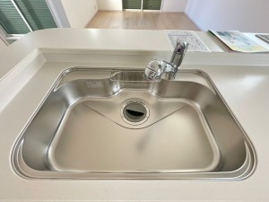 姫路市網干区余子浜、中古一戸建てのキッチン画像です