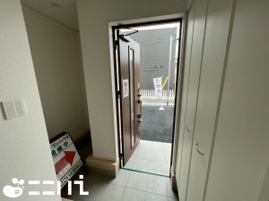 姫路市庄田、新築一戸建ての玄関画像です