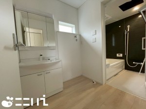 姫路市庄田、新築一戸建ての洗面画像です