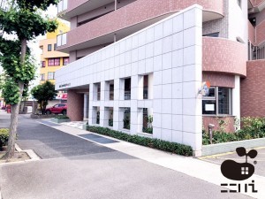姫路市東今宿、マンションのエントランス画像です