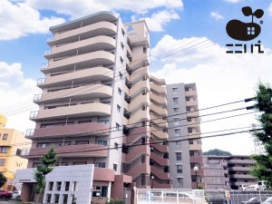 姫路市東今宿、マンションの外観画像です