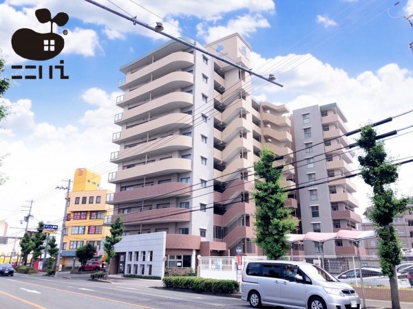 姫路市東今宿、マンションの外観画像です