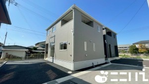 姫路市野里、新築一戸建ての外観画像です