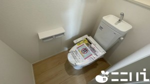 姫路市野里、新築一戸建てのトイレ画像です