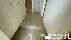 姫路市野里、新築一戸建ての玄関画像です