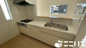 姫路市野里、新築一戸建てのキッチン画像です
