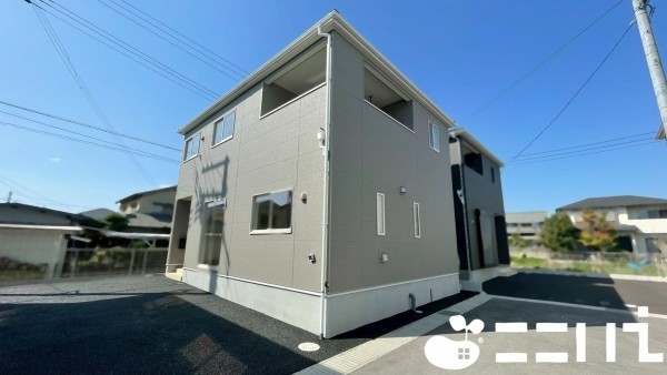 姫路市野里、新築一戸建ての外観画像です