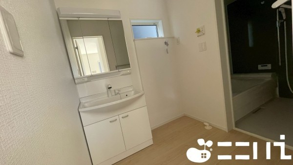 姫路市野里、新築一戸建ての洗面画像です