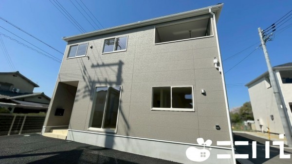 姫路市野里、新築一戸建ての外観画像です