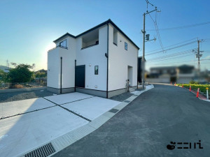 揖保郡太子町東南、新築一戸建ての外観画像です