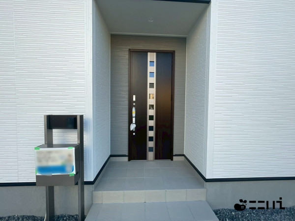 揖保郡太子町東南、新築一戸建ての外観画像です