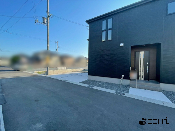 揖保郡太子町東南、新築一戸建ての外観画像です