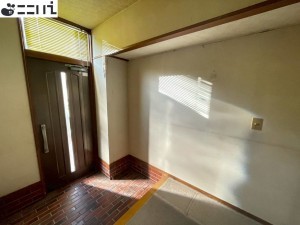 たつの市揖保川町片島、中古一戸建ての玄関画像です