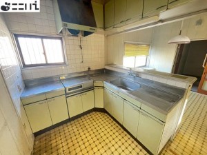 たつの市揖保川町片島、中古一戸建てのキッチン画像です