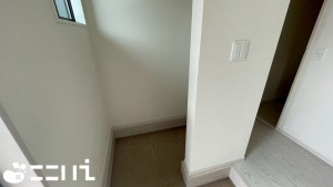 姫路市網干区垣内西町、新築一戸建ての玄関画像です