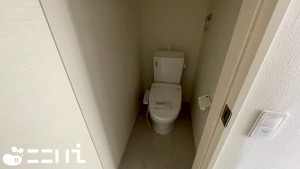 姫路市網干区垣内西町、新築一戸建てのトイレ画像です