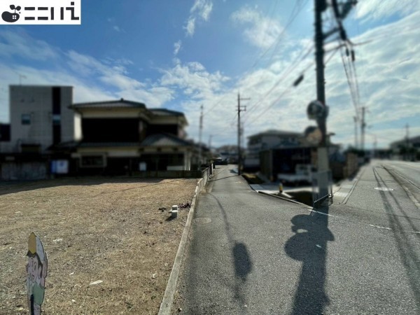 揖保郡太子町馬場、土地の前面道路を含む現地写真画像です