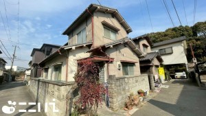 姫路市飾磨区中島、中古一戸建ての外観画像です