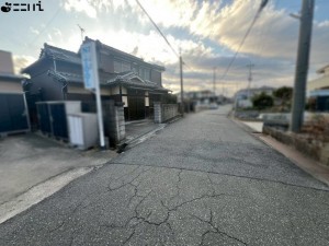姫路市飾磨区今在家、土地の前面道路を含む現地写真画像です