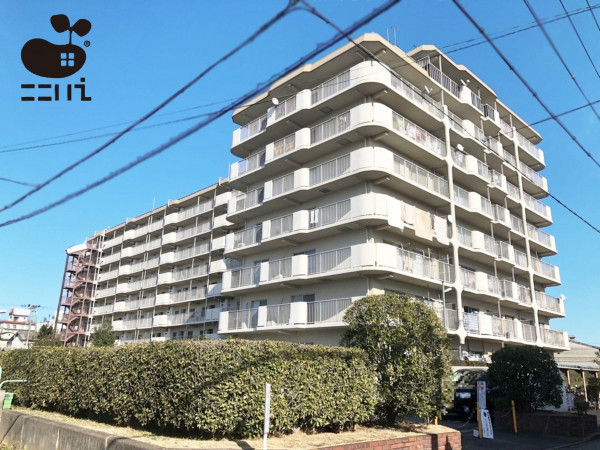 姫路市千代田町、マンションの外観画像です