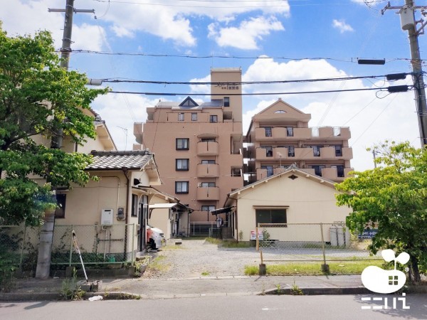 姫路市飾磨区若宮町、マンションの外観画像です