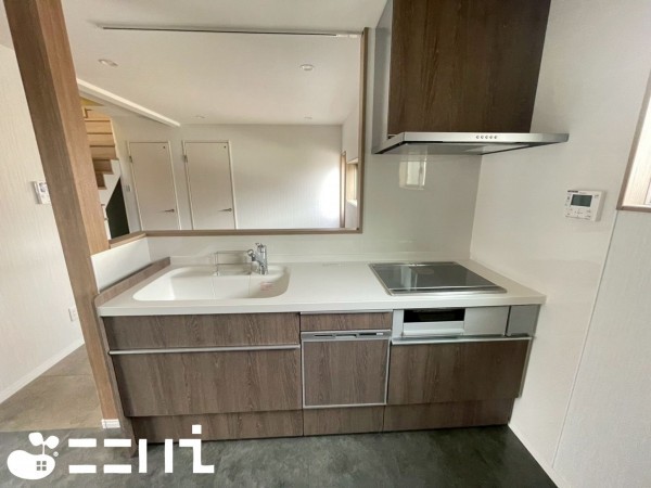 姫路市広畑区小坂、中古一戸建てのキッチン画像です