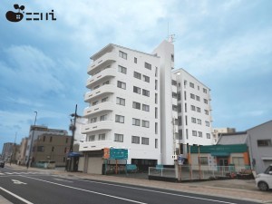 姫路市広畑区正門通、マンションの画像です