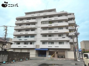 姫路市広畑区正門通、マンションの画像です