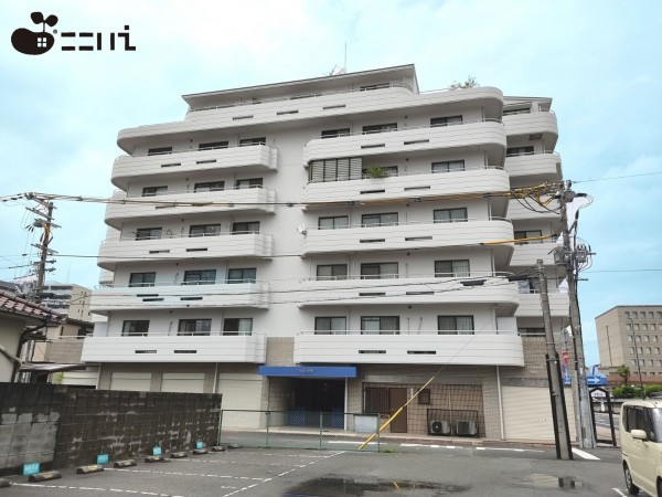 姫路市広畑区正門通、マンションの画像です