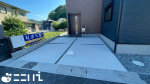 姫路市青山、新築一戸建ての駐車場画像です