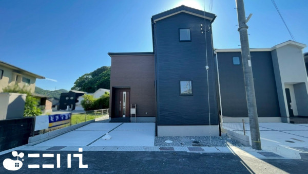 姫路市青山、新築一戸建ての外観画像です