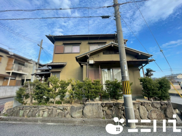 姫路市飾東町、中古一戸建ての外観画像です