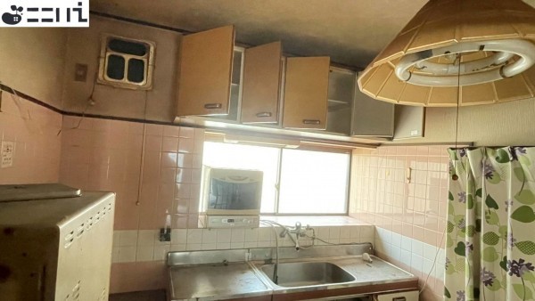 揖保郡太子町東出、中古一戸建てのキッチン画像です