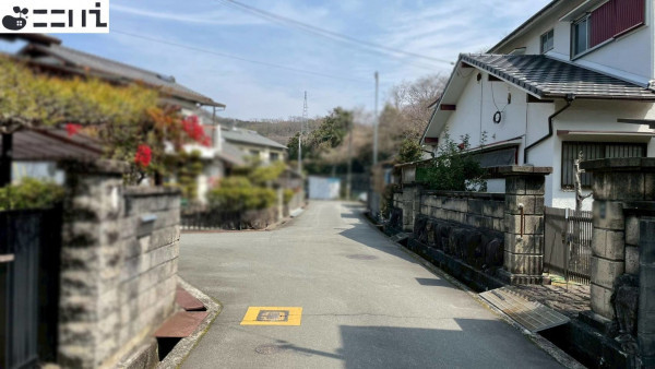 揖保郡太子町糸井、土地の前面道路を含む現地写真画像です