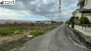揖保郡太子町下阿曽、土地の前面道路を含む現地写真画像です