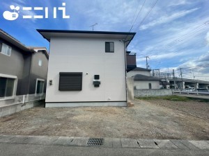 姫路市飾磨区阿成、中古一戸建ての外観画像です
