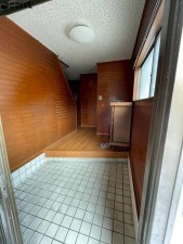 相生市菅原町、中古一戸建ての玄関画像です