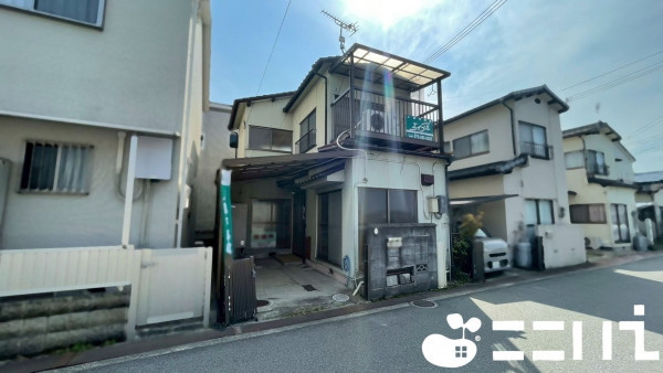 姫路市網干区宮内、中古一戸建ての外観画像です