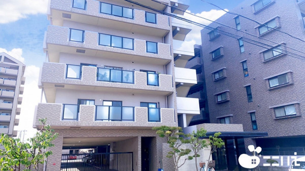 姫路市飾磨区恵美酒、マンションの画像です