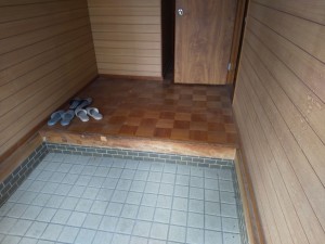 相生市青葉台、中古一戸建ての玄関画像です