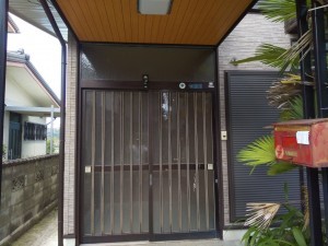 相生市青葉台、中古一戸建ての玄関画像です