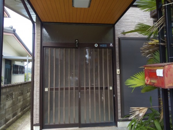 相生市青葉台、中古一戸建ての玄関画像です