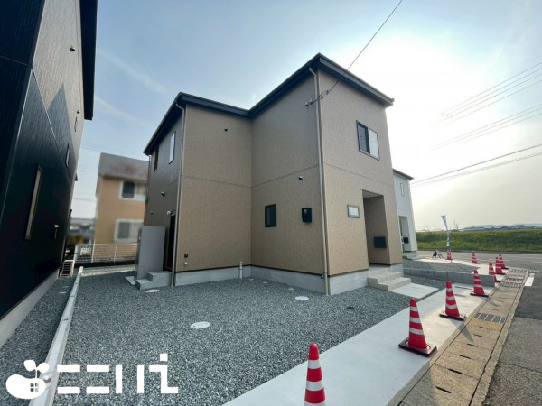 姫路市網干区興浜、新築一戸建ての外観画像です
