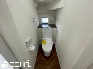 姫路市網干区興浜、新築一戸建てのトイレ画像です