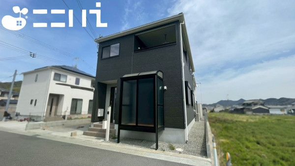 姫路市飾東町、中古一戸建ての画像です