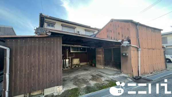 姫路市広畑区蒲田、中古一戸建ての外観画像です