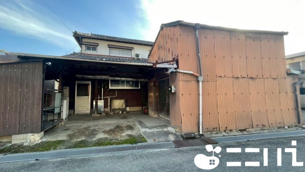 姫路市広畑区蒲田、中古一戸建ての外観画像です