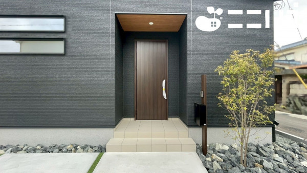 姫路市大津区長松、新築一戸建ての外観画像です