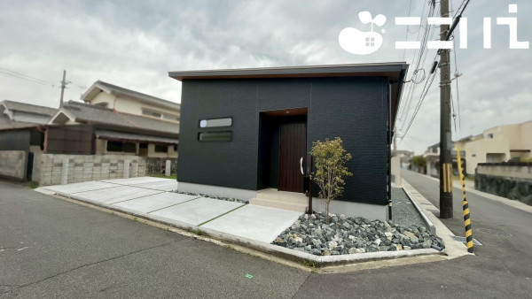 姫路市大津区長松、新築一戸建ての外観画像です
